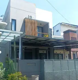 Murah Rumah 2 Lantai di Komplek De Marrakesh