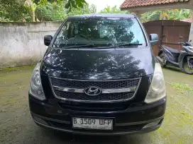 Hyundai H1 XG 2009 Bensin Automatic