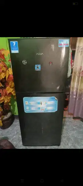 Jual kulkas Aqua nego halus