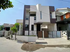 Rumah Modern Tropis 3 KT 2KM Strategis di Komplek Danamon Jatiasih