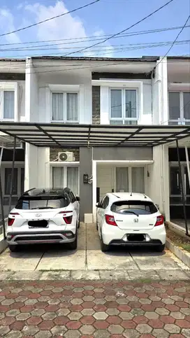 Dijual urah dalam komplek perumahan, lokasi strategis. Beji, Depok