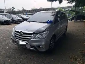 [OLXMOBBI] Low Angs Toyota Kijang Innova 2.0 V Bensin-AT 2015 UYN