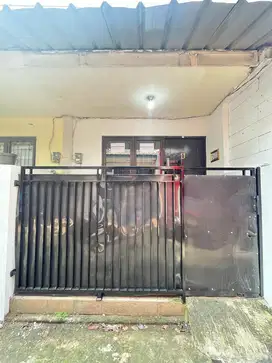 Dikontrakkan Rumah di Ceger, Cipayung