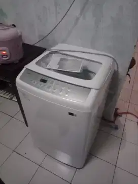 mesin cuci samsung 1 tabung belom pernah di pake dari baru