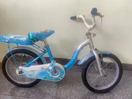 Sepeda anak frozen (merk element)