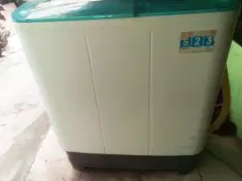Jual mesin cuci dua tabung merek Media