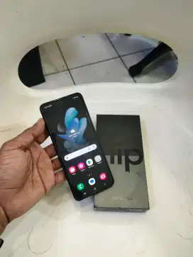Samsung Z Flip4 Sein Ram 8/256GB