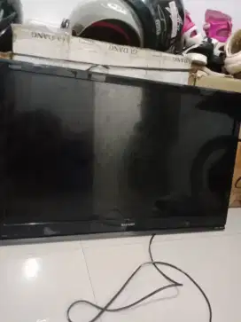 Di jual Tv sharp led  32