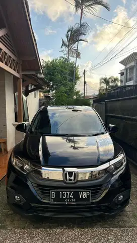 For sale : Honda Hrv E cvt A/t tahun 2021 kondisi siap pakai