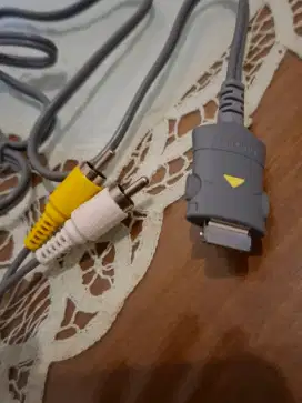 Kabel AV dari camera pocket samsung S600