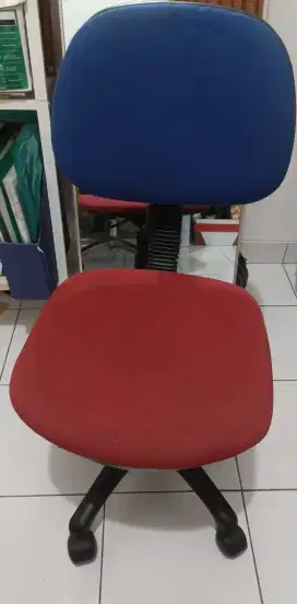 KURSI KANTOR KURSI RODA KURSI KERJA