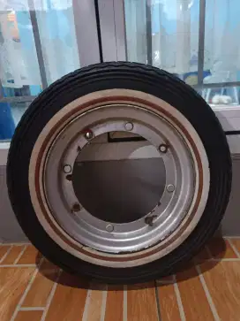 Di Jual Velg + Ban Vespa Ring 8