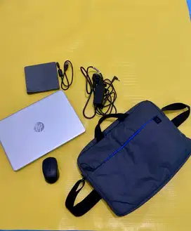 Laptop HP 14 inch, full set seperti baru. Ram 16gb, SSD 512gb