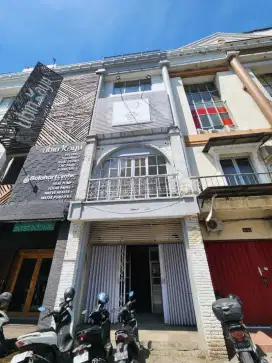 Dijual Ruko 4 Lantai Nol Jalan Darmo Permai, Strategis & Parkir Luas