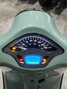 Super Keren ‼️Piaggio Vespa Primavera 150 ABS th 2022 - Radhe Mustika