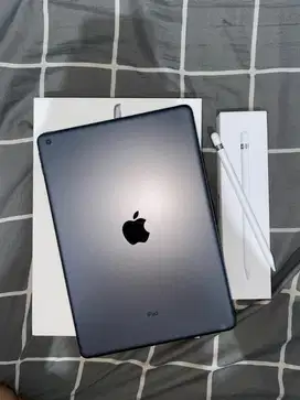 iPad 9 (64 gb, Wifi Only) + Apple Pencil Gen 1