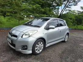Di jual Yaris e at bapau 2012 antik