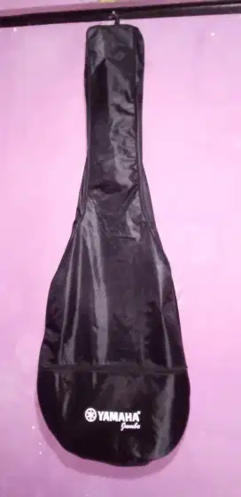 Tas gitar jumbo fit body