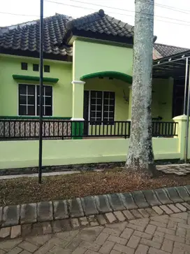 DIJUAL RUMAH SIAP HUNI KEPANJEN – LOKASI STRATEGIS!