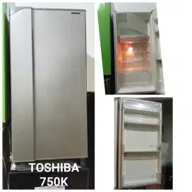 Kulkas TOSHIBA bekas bergaransi