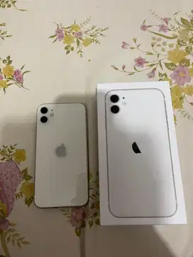 iphone 11 128gb putih MULUS LIKE NEW