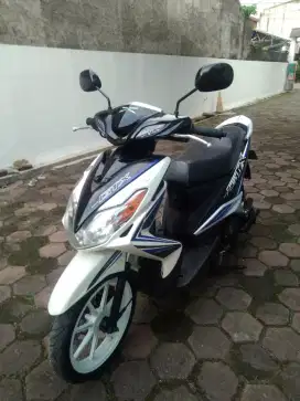 Xeon karbu 2010 good condition