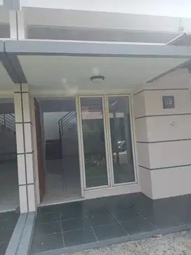 DiJual Cepat Tanpa Perantara Rumah Tinggal Siap Huni SHM