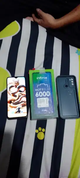 Infinix hot 9 play ram 4/64