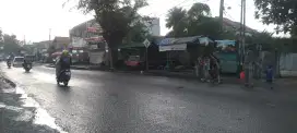 Tanah & Bangunan Di jalan pasar Rau