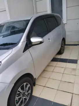 Daihatsu sigra R M/T
