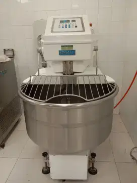 Mixer spiral sinmag kapasitas 5 sak