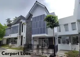 Dijual rumah kost persis depan kampus kedokteran malang