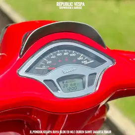 TERMURAH Piaggio Vespa SPRINT 150 3V Tahun 2015 Warna MERAH