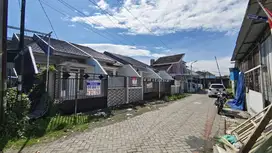 Rumah Baru, Luas Dekat Kampus UPN- MERR Di Rungkut Medokan Ayu