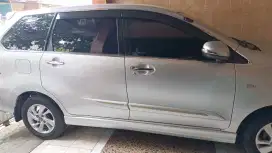 Toyota Avanza Veloz 1.3 AT 2016