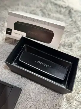 Speker bluetooth