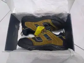 Sepatu Safety Jogger X2020