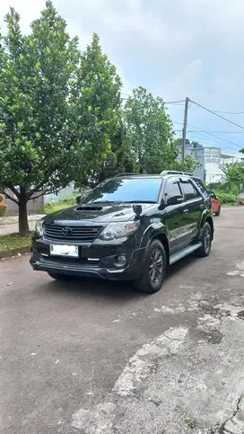 Fs: Fortuner VNT TRD 2014 at diesel, full cat ori, low km!!