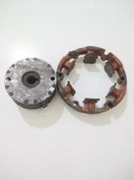 Magnet + Kern Honda C70.