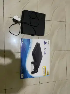 Ps 4 slim 1TB bekas