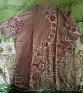 Tiga baju batik borongan