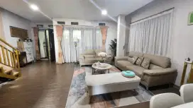 DAGO 4LANTAI SAMPING THE TUIK HARGA KEPEPET 2.6 M NEGO