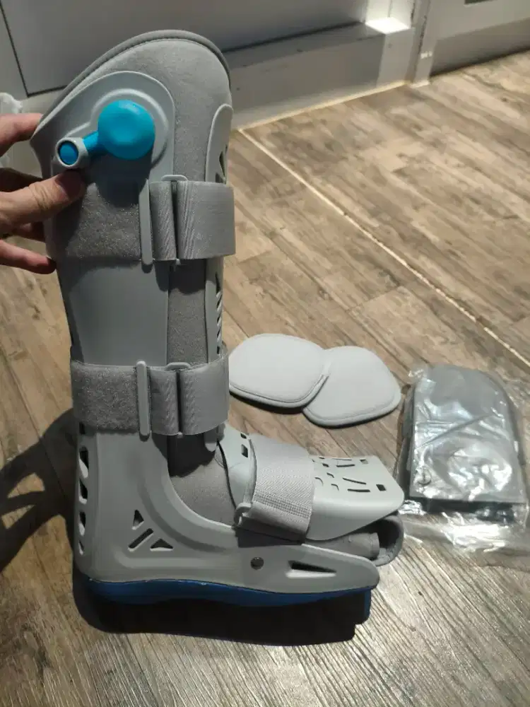 Ankle Walker Boot ROM (Bekas) - Ukuran S - Kondisi Prima!