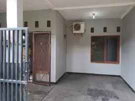 RUMAH SIAP HUNI DEKAT TOL KOTA WISATA