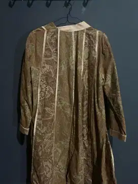 outwear batik coklat