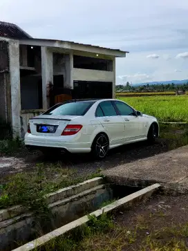 Dijual C 280 AMG Package Thn 2009