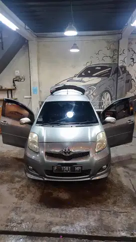 Toyota Yaris 2011 Bensin