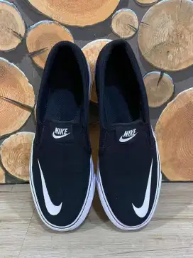 Sepatu nike original