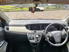 Sigra tipe R Deluxe