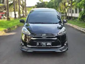 Toyota Sienta Q AT 2017 Hitam (Garage88 Basura)
